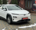 Белый Хендай Kona Electric, объемом двигателя 0 л и пробегом 124 тыс. км за 17494 $, фото 1 на Automoto.ua
