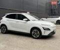 Белый Хендай Kona Electric, объемом двигателя 0 л и пробегом 64 тыс. км за 21499 $, фото 26 на Automoto.ua
