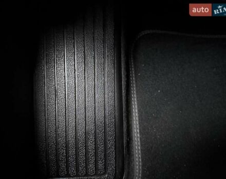 Белый Хендай Kona Electric, объемом двигателя 0 л и пробегом 92 тыс. км за 17950 $, фото 79 на Automoto.ua