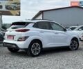 Белый Хендай Kona Electric, объемом двигателя 0 л и пробегом 103 тыс. км за 19450 $, фото 2 на Automoto.ua