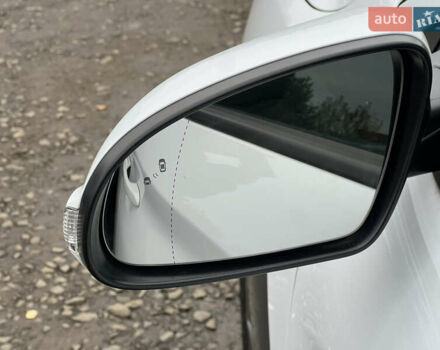 Білий Хендай Kona Electric, об'ємом двигуна 0 л та пробігом 70 тис. км за 19828 $, фото 24 на Automoto.ua