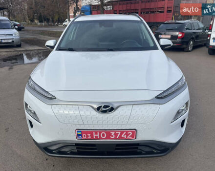 Белый Хендай Kona Electric, объемом двигателя 0 л и пробегом 117 тыс. км за 16500 $, фото 5 на Automoto.ua