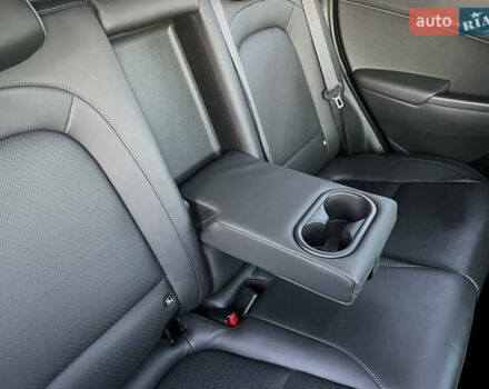 Білий Хендай Kona Electric, об'ємом двигуна 0 л та пробігом 70 тис. км за 19828 $, фото 44 на Automoto.ua