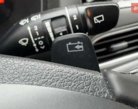 Белый Хендай Kona Electric, объемом двигателя 0 л и пробегом 124 тыс. км за 17494 $, фото 68 на Automoto.ua