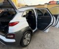Білий Хендай Kona Electric, об'ємом двигуна 0 л та пробігом 64 тис. км за 16950 $, фото 69 на Automoto.ua