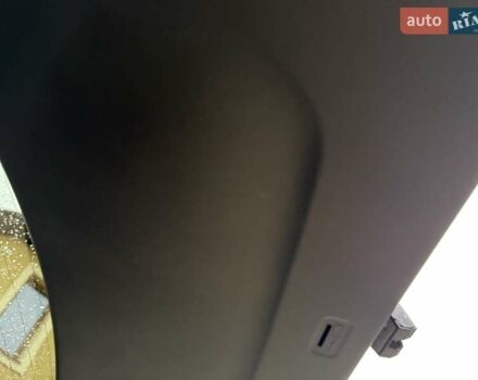 Белый Хендай Kona Electric, объемом двигателя 0 л и пробегом 92 тыс. км за 17950 $, фото 102 на Automoto.ua