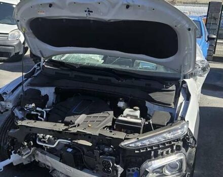 Білий Хендай Kona Electric, об'ємом двигуна 0 л та пробігом 89 тис. км за 9999 $, фото 2 на Automoto.ua