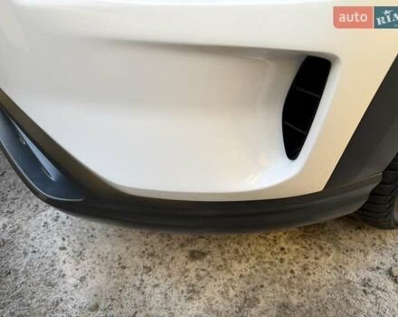 Білий Хендай Kona Electric, об'ємом двигуна 0 л та пробігом 64 тис. км за 16950 $, фото 19 на Automoto.ua