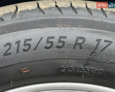 Белый Хендай Kona Electric, объемом двигателя 0 л и пробегом 111 тыс. км за 18570 $, фото 25 на Automoto.ua