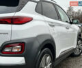 Білий Хендай Kona Electric, об'ємом двигуна 0 л та пробігом 70 тис. км за 19828 $, фото 12 на Automoto.ua