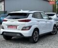 Белый Хендай Kona Electric, объемом двигателя 0 л и пробегом 103 тыс. км за 19450 $, фото 3 на Automoto.ua