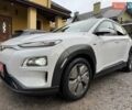 Белый Хендай Kona Electric, объемом двигателя 0 л и пробегом 92 тыс. км за 17950 $, фото 1 на Automoto.ua