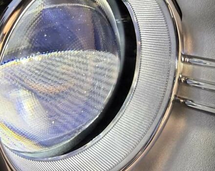 Белый Хендай Kona Electric, объемом двигателя 0 л и пробегом 92 тыс. км за 17950 $, фото 18 на Automoto.ua