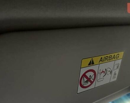 Белый Хендай Kona Electric, объемом двигателя 0 л и пробегом 92 тыс. км за 17950 $, фото 82 на Automoto.ua