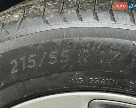 Білий Хендай Kona Electric, об'ємом двигуна 0 л та пробігом 70 тис. км за 19828 $, фото 17 на Automoto.ua