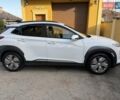 Білий Хендай Kona Electric, об'ємом двигуна 0 л та пробігом 64 тис. км за 16950 $, фото 9 на Automoto.ua