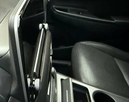 Белый Хендай Kona Electric, объемом двигателя 0 л и пробегом 92 тыс. км за 17950 $, фото 83 на Automoto.ua