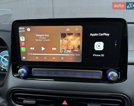 Белый Хендай Kona Electric, объемом двигателя 0 л и пробегом 64 тыс. км за 21499 $, фото 102 на Automoto.ua