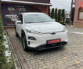 Белый Хендай Kona Electric, объемом двигателя 0 л и пробегом 124 тыс. км за 17494 $, фото 1 на Automoto.ua