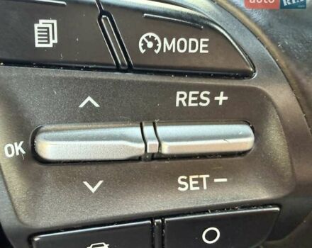 Білий Хендай Kona Electric, об'ємом двигуна 0 л та пробігом 64 тис. км за 16950 $, фото 89 на Automoto.ua