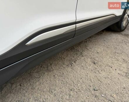 Білий Хендай Kona Electric, об'ємом двигуна 0 л та пробігом 64 тис. км за 16950 $, фото 44 на Automoto.ua