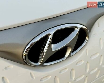 Белый Хендай Kona Electric, объемом двигателя 0 л и пробегом 78 тыс. км за 17250 $, фото 24 на Automoto.ua