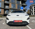 Белый Хендай Kona Electric, объемом двигателя 0 л и пробегом 51 тыс. км за 16999 $, фото 1 на Automoto.ua