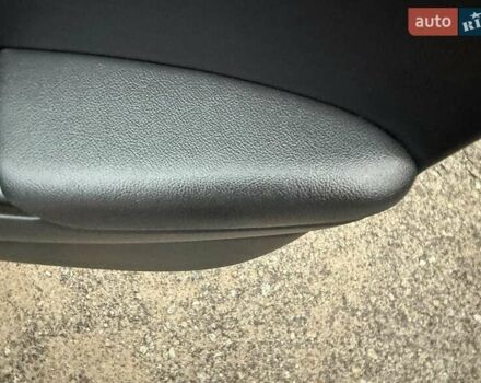 Белый Хендай Kona Electric, объемом двигателя 0 л и пробегом 92 тыс. км за 17950 $, фото 115 на Automoto.ua