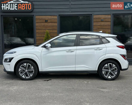 Білий Хендай Kona Electric, об'ємом двигуна 0 л та пробігом 93 тис. км за 18900 $, фото 11 на Automoto.ua