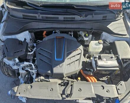 Білий Хендай Kona Electric, об'ємом двигуна 0 л та пробігом 89 тис. км за 9999 $, фото 5 на Automoto.ua