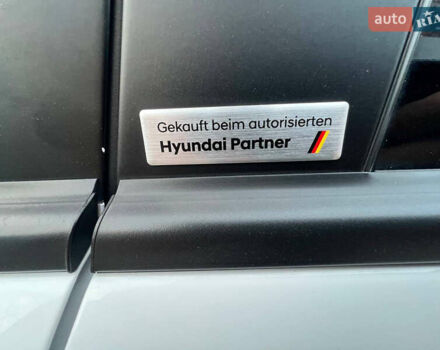 Белый Хендай Kona Electric, объемом двигателя 0 л и пробегом 120 тыс. км за 19550 $, фото 18 на Automoto.ua