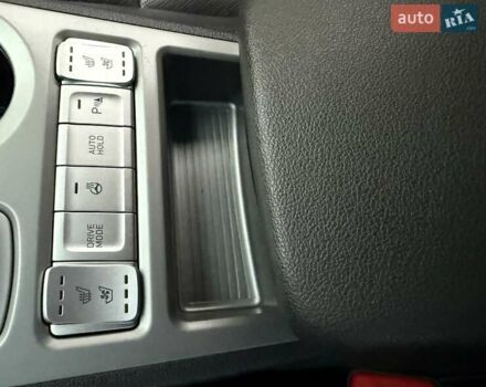 Белый Хендай Kona Electric, объемом двигателя 0 л и пробегом 92 тыс. км за 17950 $, фото 55 на Automoto.ua