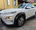 Білий Хендай Kona Electric, об'ємом двигуна 0 л та пробігом 64 тис. км за 16950 $, фото 1 на Automoto.ua