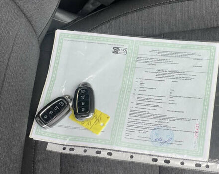 Белый Хендай Kona Electric, объемом двигателя 0 л и пробегом 57 тыс. км за 17600 $, фото 28 на Automoto.ua