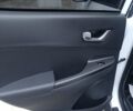 Белый Хендай Kona Electric, объемом двигателя 0 л и пробегом 42 тыс. км за 17500 $, фото 12 на Automoto.ua