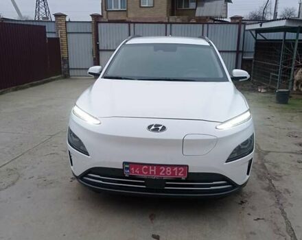 Белый Хендай Kona Electric, объемом двигателя 0 л и пробегом 42 тыс. км за 17500 $, фото 7 на Automoto.ua