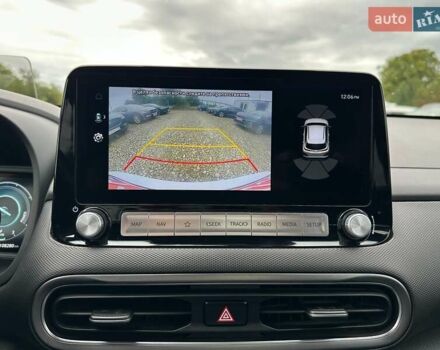 Белый Хендай Kona Electric, объемом двигателя 0 л и пробегом 108 тыс. км за 20900 $, фото 59 на Automoto.ua