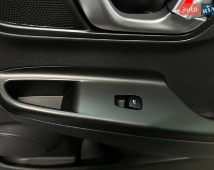 Белый Хендай Kona Electric, объемом двигателя 0 л и пробегом 108 тыс. км за 20900 $, фото 77 на Automoto.ua