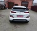 Белый Хендай Kona Electric, объемом двигателя 0 л и пробегом 42 тыс. км за 17500 $, фото 6 на Automoto.ua