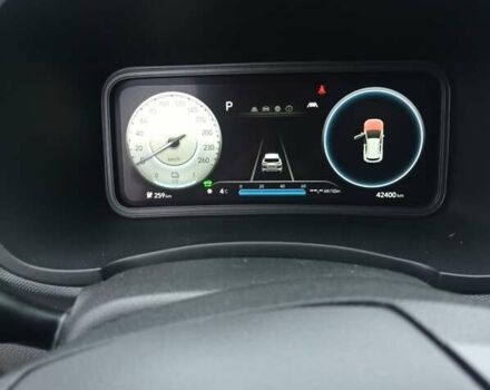 Белый Хендай Kona Electric, объемом двигателя 0 л и пробегом 42 тыс. км за 17500 $, фото 19 на Automoto.ua