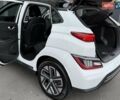 Белый Хендай Kona Electric, объемом двигателя 0 л и пробегом 52 тыс. км за 17599 $, фото 36 на Automoto.ua