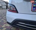 Белый Хендай Kona Electric, объемом двигателя 0 л и пробегом 60 тыс. км за 17700 $, фото 5 на Automoto.ua