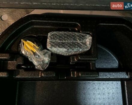 Белый Хендай Kona Electric, объемом двигателя 0 л и пробегом 108 тыс. км за 20900 $, фото 71 на Automoto.ua