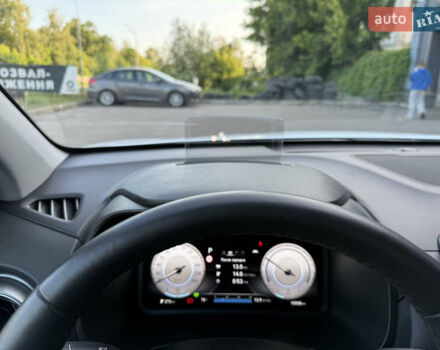 Білий Хендай Kona Electric, об'ємом двигуна 0 л та пробігом 15 тис. км за 24000 $, фото 12 на Automoto.ua