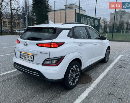Білий Хендай Kona Electric, об'ємом двигуна 0 л та пробігом 58 тис. км за 18700 $, фото 5 на Automoto.ua