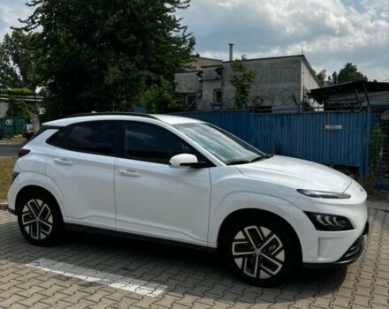 Белый Хендай Kona Electric, объемом двигателя 0.06 л и пробегом 7 тыс. км за 43800 $, фото 3 на Automoto.ua