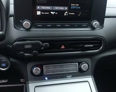 Белый Хендай Kona Electric, объемом двигателя 0 л и пробегом 42 тыс. км за 17500 $, фото 18 на Automoto.ua