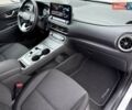 Белый Хендай Kona Electric, объемом двигателя 0 л и пробегом 52 тыс. км за 17599 $, фото 24 на Automoto.ua