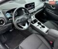 Белый Хендай Kona Electric, объемом двигателя 0 л и пробегом 52 тыс. км за 17599 $, фото 17 на Automoto.ua