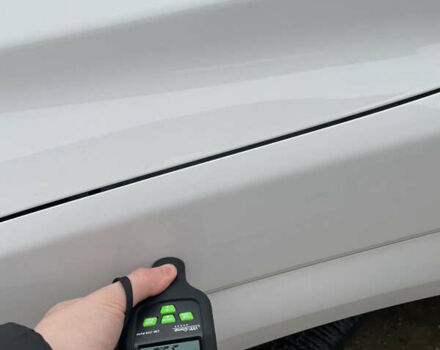 Белый Хендай Kona Electric, объемом двигателя 0 л и пробегом 57 тыс. км за 17600 $, фото 26 на Automoto.ua